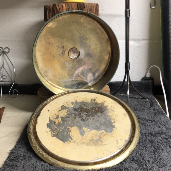 Vintage blue cake cover metal - Picture 3 of 4